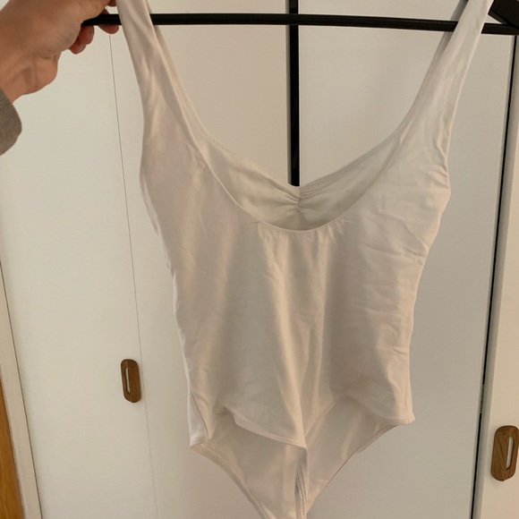 Babaton Contour Sweetheart Neckline Leotard - Picture 4 of 6